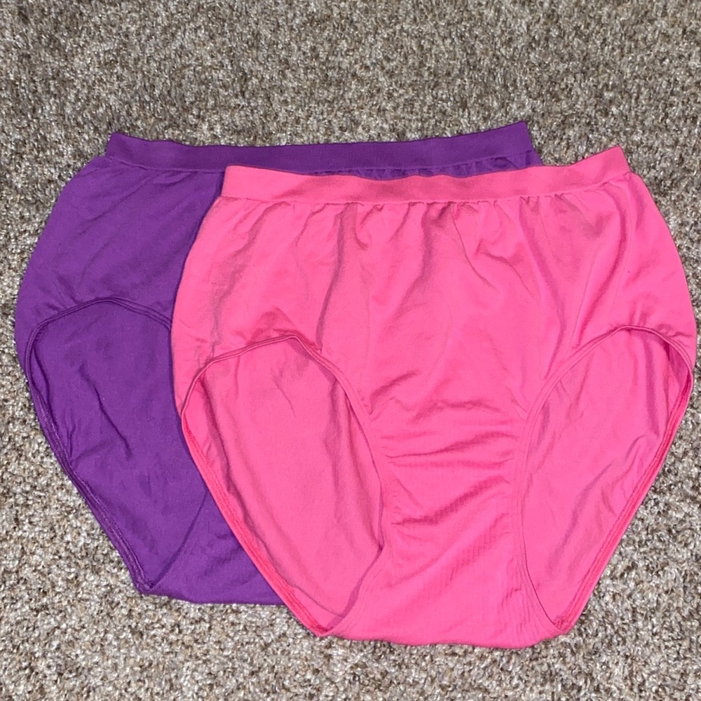 Bali set of two Panties 10/11. NWOT.